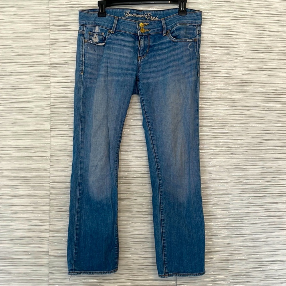 Distressed low rise straight American Eagle jeans
